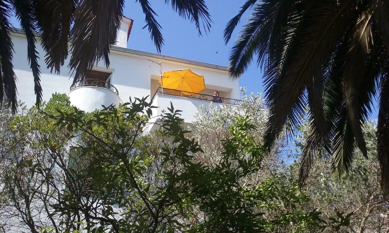 Villa Carmen Sali Exterior foto